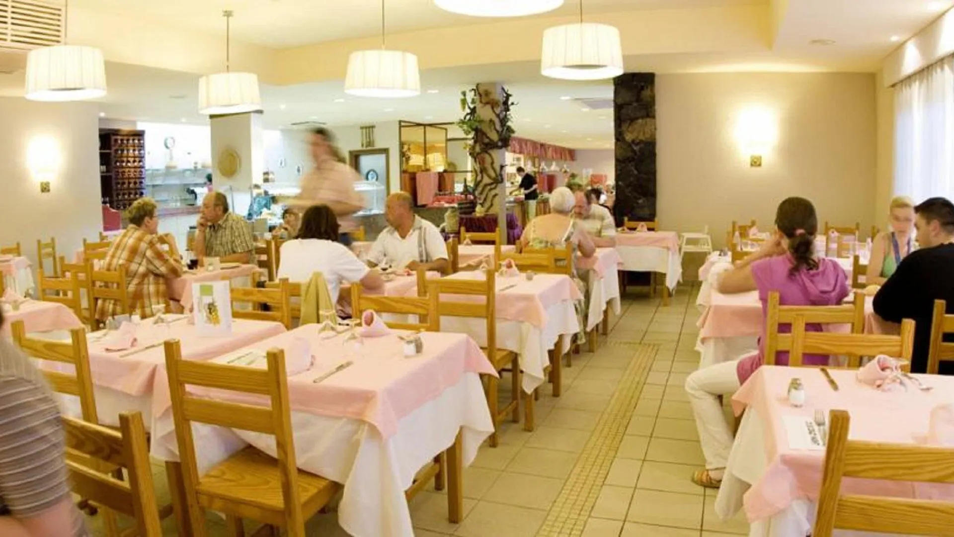 Aparthotel Costa Mar Puerto del Carmen  3*, Puerto del Carmen (Lanzarote) Espagne